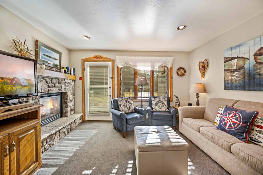 Upscale Door County Condos Evergreen Hill Condominiums