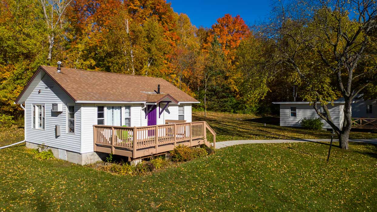 Exterior view of cottage 6 at Countryside Cottages